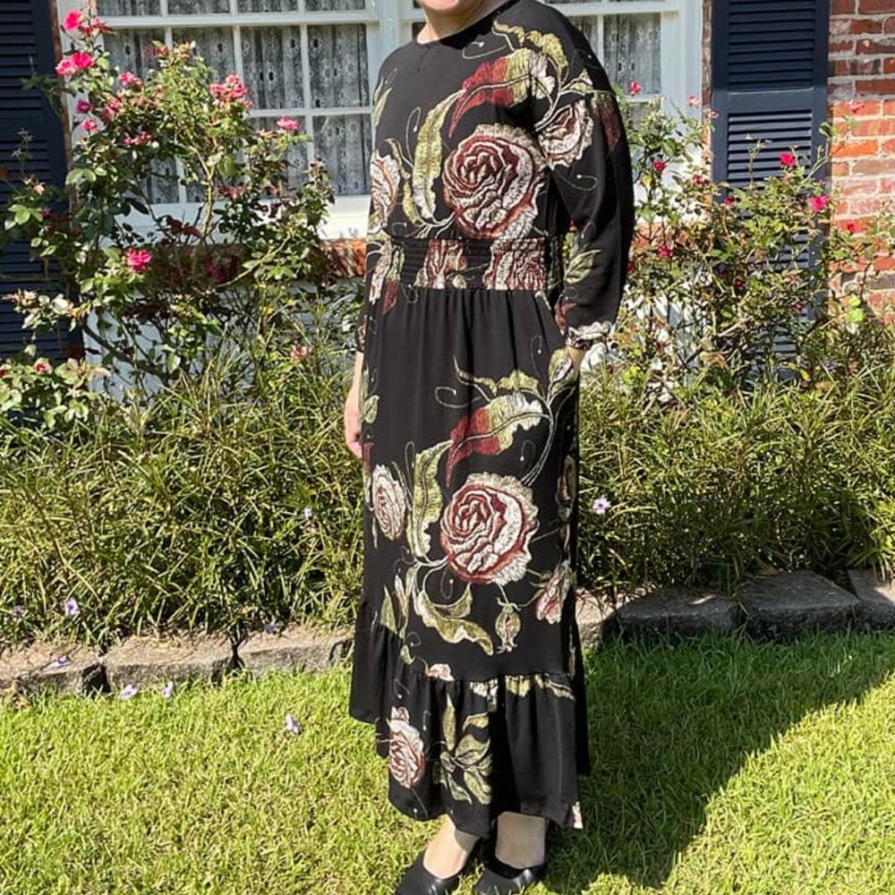 NEW M LuLaRoe Evelyn Smocked Waist Maxi Dress Long Sleeve Black Floral Midi - Picture 9 of 9